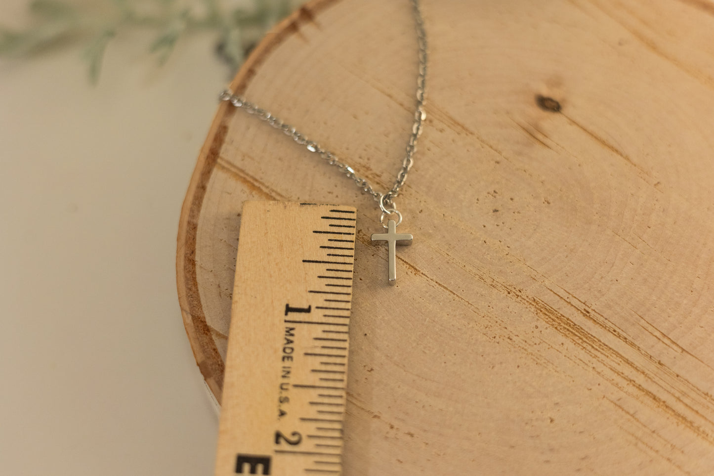 Necklace - Dainty Cross - Silver