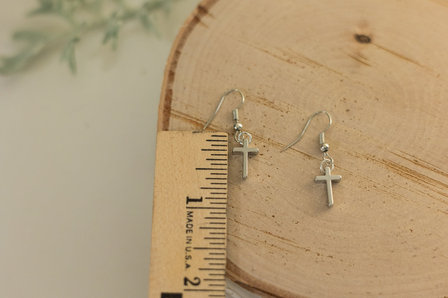 Dainty Cross - Silver