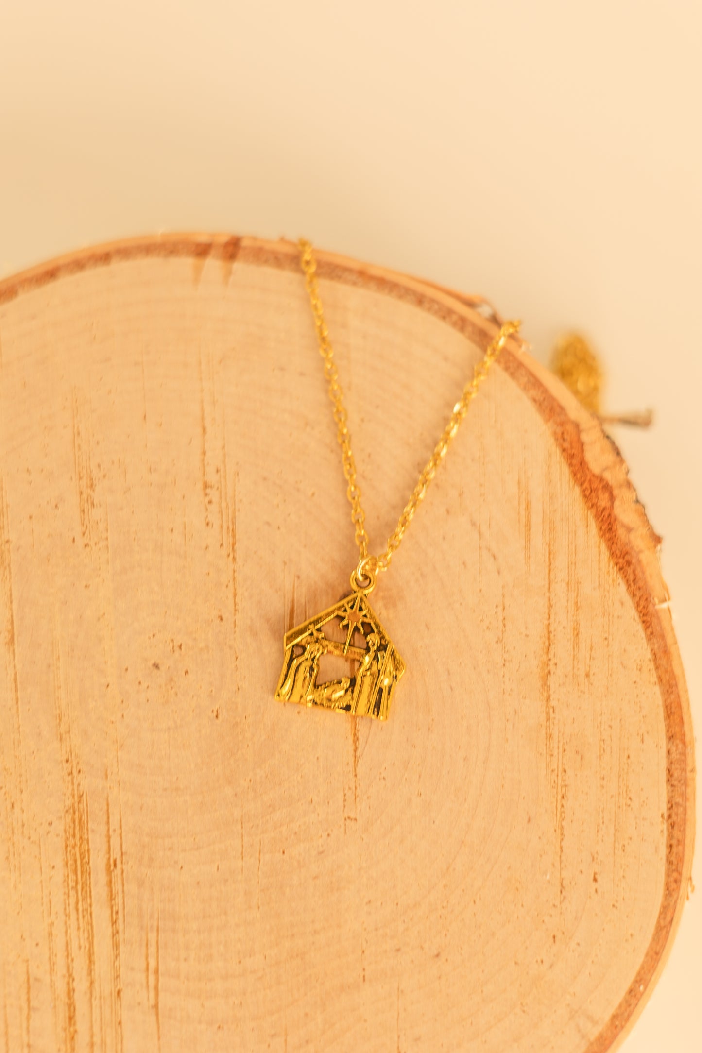 Necklace - Nativity - Gold