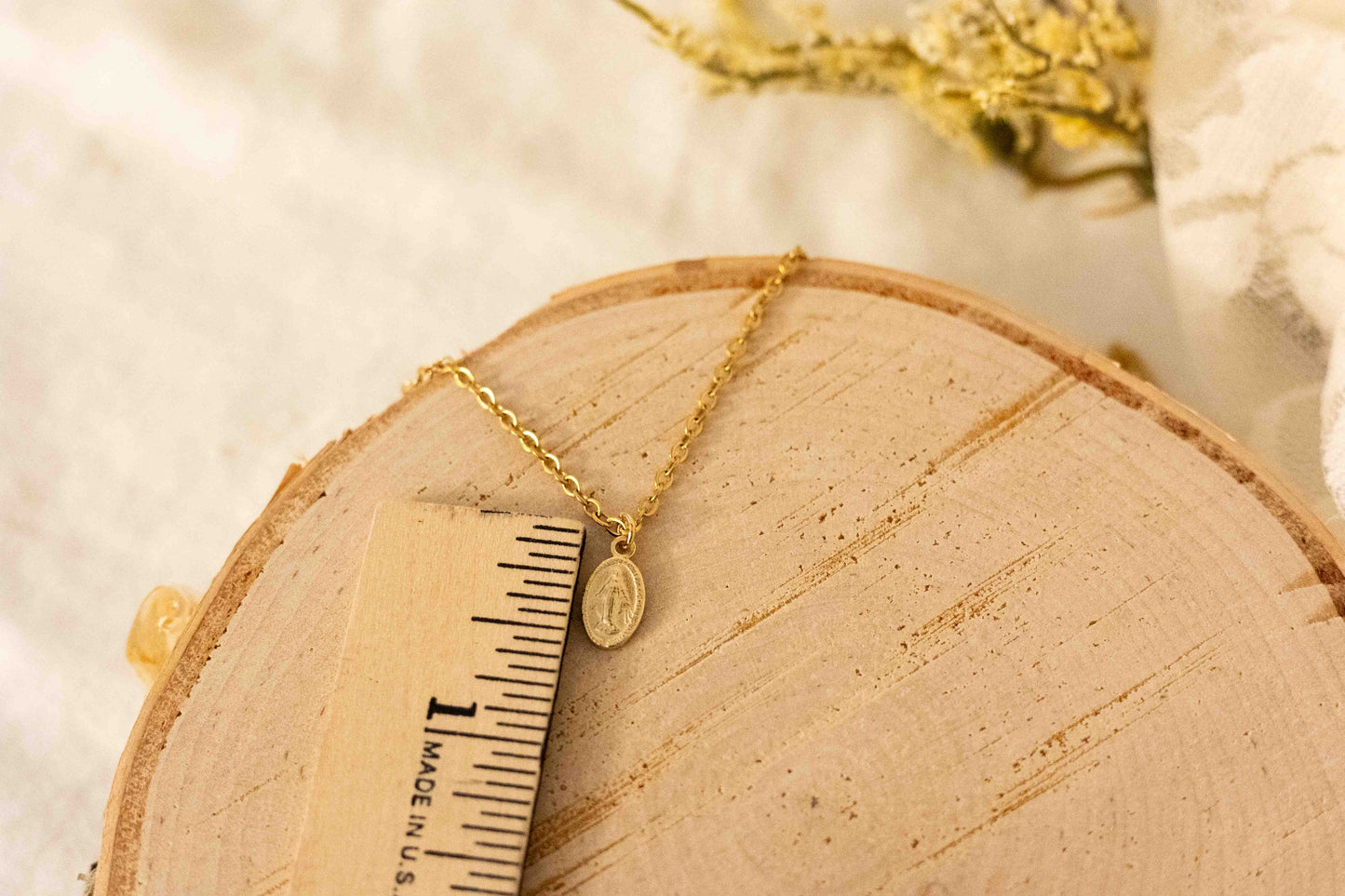 Necklace - Dainty Miraculous Medal