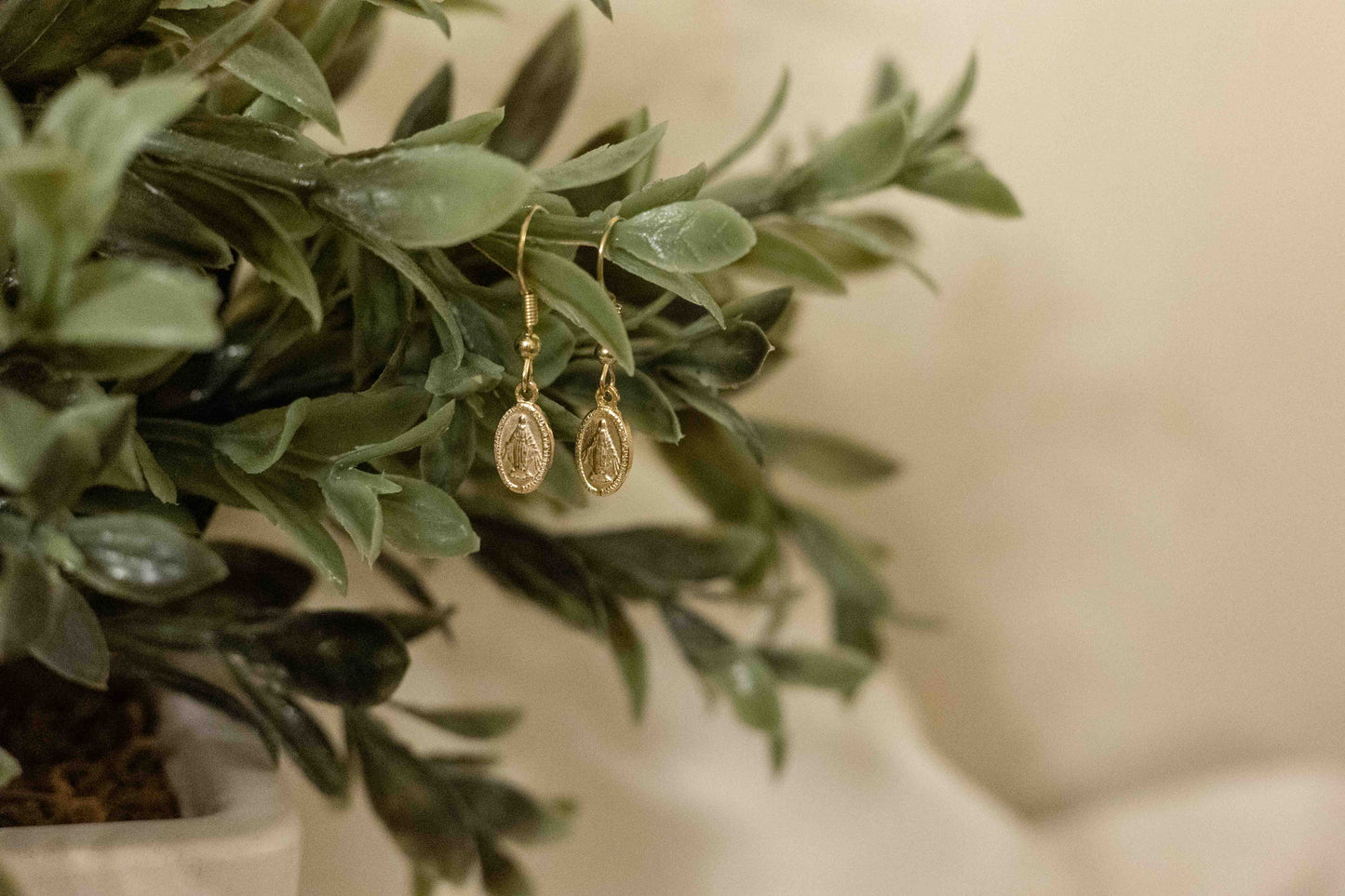 Dainty Miraculous Medal